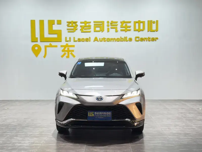 2022 Toyota Venza с пробегом 29 000 км