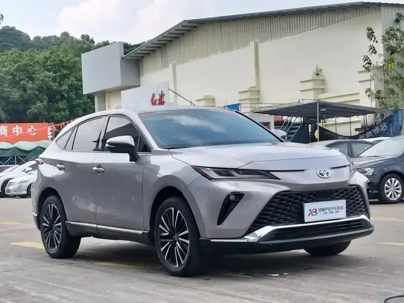 2023 Toyota Venza с пробегом 49 000 км