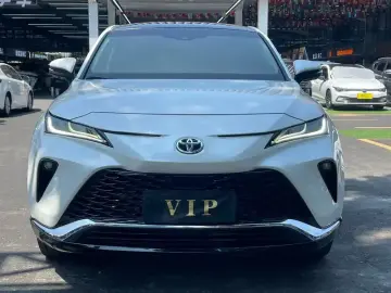 2022 Toyota Venza с пробегом 17 000 км