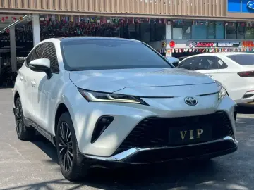 2022 Toyota Venza с пробегом 17 000 км