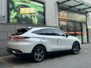 2023 Toyota Venza с пробегом 29 900 км