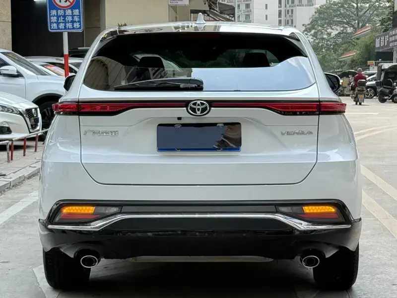 2023 Toyota Venza с пробегом 60 500 км