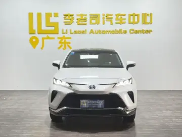 2023 Toyota Venza с пробегом 33 000 км