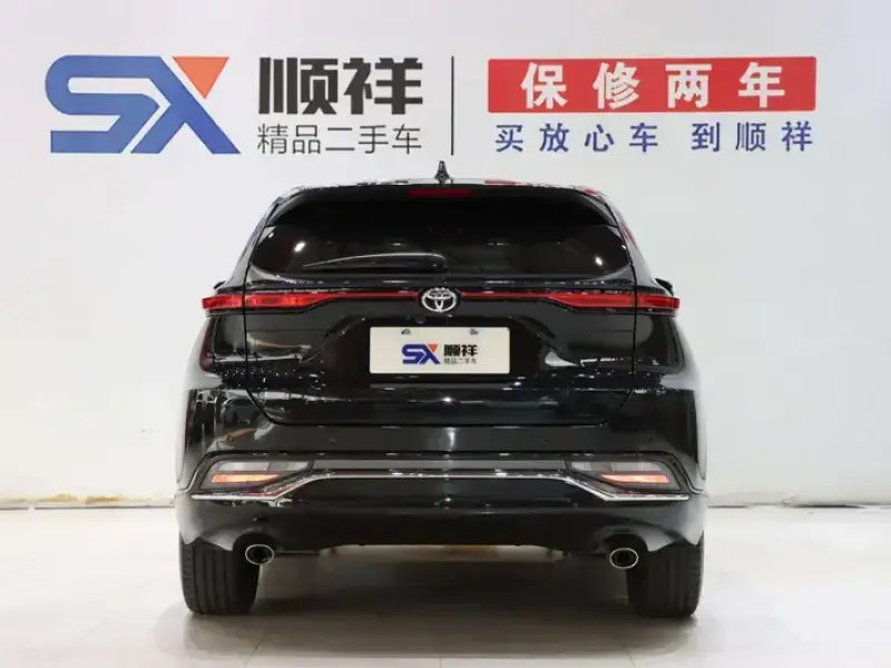2023 Toyota Venza с пробегом 25 000 км