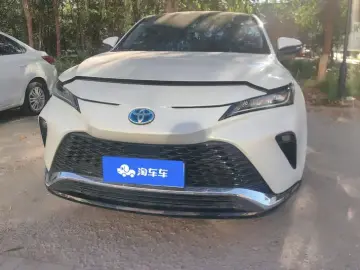 2023 Toyota Venza с пробегом 72 000 км