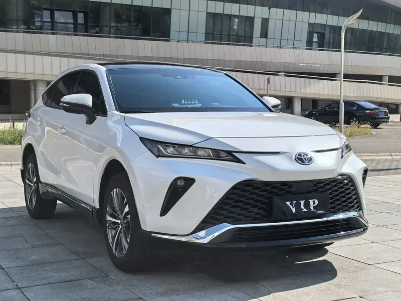 2023 Toyota Venza с пробегом 26 000 км