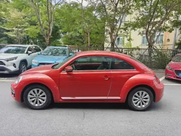 2018 Volkswagen Beetle с пробегом 105 000 км