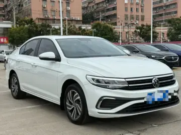 2025 Volkswagen Bora с пробегом 6 000 км