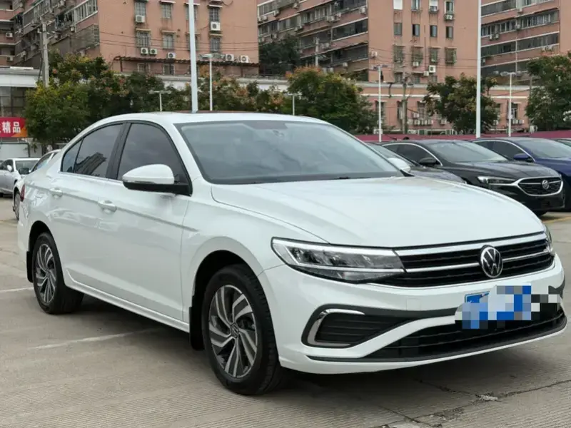 2025 Volkswagen Bora с пробегом 6 000 км