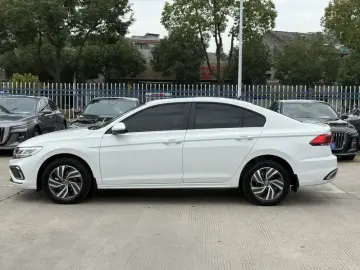 2025 Volkswagen Bora с пробегом 6 000 км