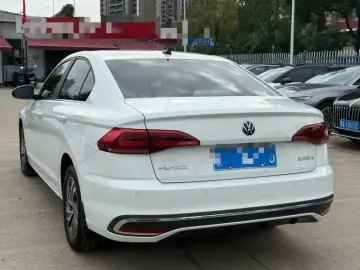 2025 Volkswagen Bora с пробегом 6 000 км