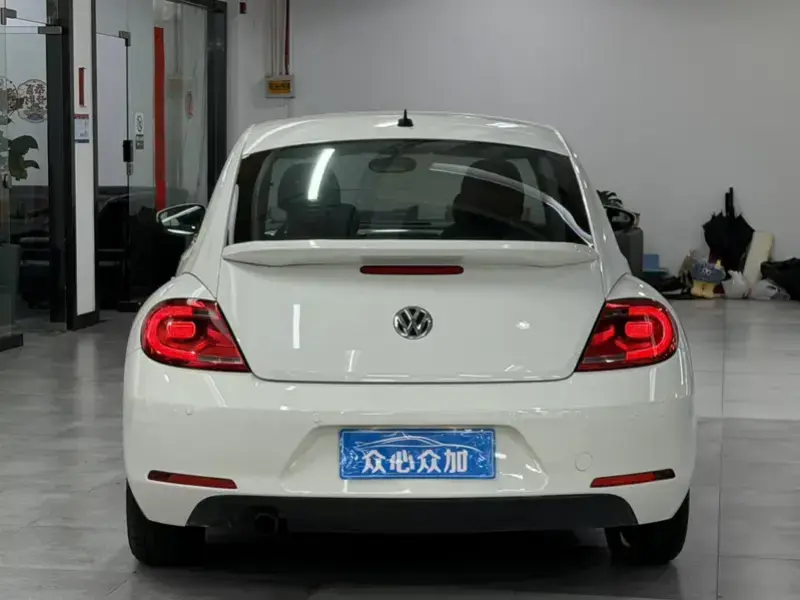 2013 Volkswagen Beetle с пробегом 100 000 км