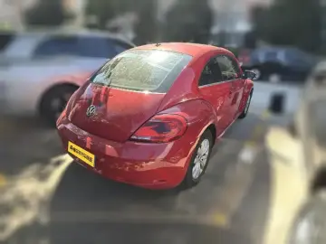 2014 Volkswagen Beetle с пробегом 11 400 км