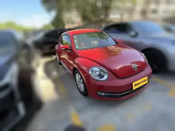 2014 Volkswagen Beetle с пробегом 11 400 км