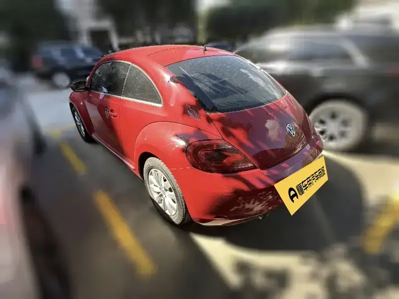 2014 Volkswagen Beetle с пробегом 11 400 км