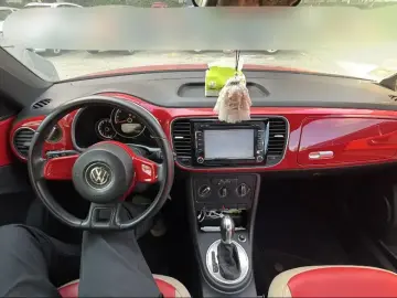 2014 Volkswagen Beetle с пробегом 11 400 км