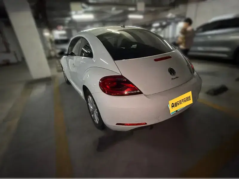 2014 Volkswagen Beetle с пробегом 120 000 км