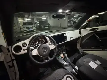 2014 Volkswagen Beetle с пробегом 120 000 км