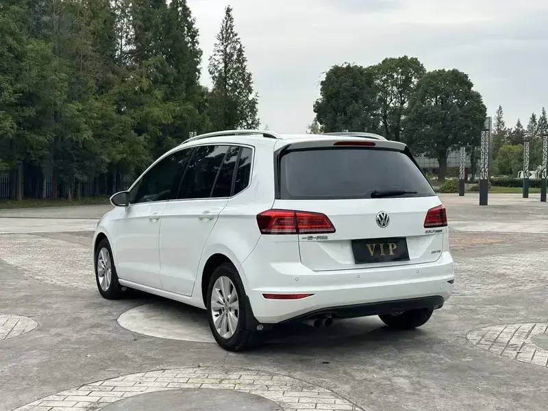2018 Volkswagen Golf Sportsvan с пробегом 96 600 км