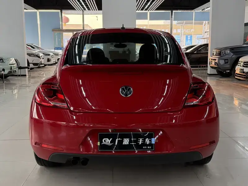 2013 Volkswagen Beetle с пробегом 62 000 км