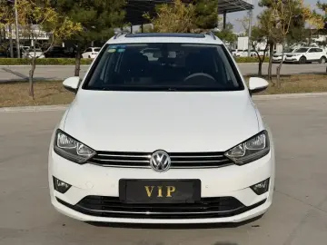 2018 Volkswagen Golf Sportsvan с пробегом 63 000 км