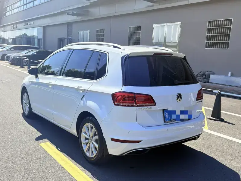 2019 Volkswagen Golf Sportsvan с пробегом 51 900 км
