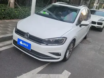 2020 Volkswagen Golf Sportsvan с пробегом 39 000 км