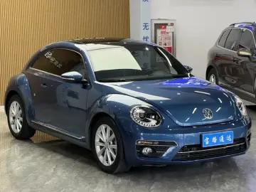 2018 Volkswagen Beetle с пробегом 14 000 км