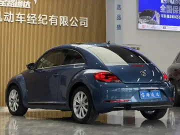 2018 Volkswagen Beetle с пробегом 14 000 км
