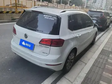 2020 Volkswagen Golf Sportsvan с пробегом 39 000 км