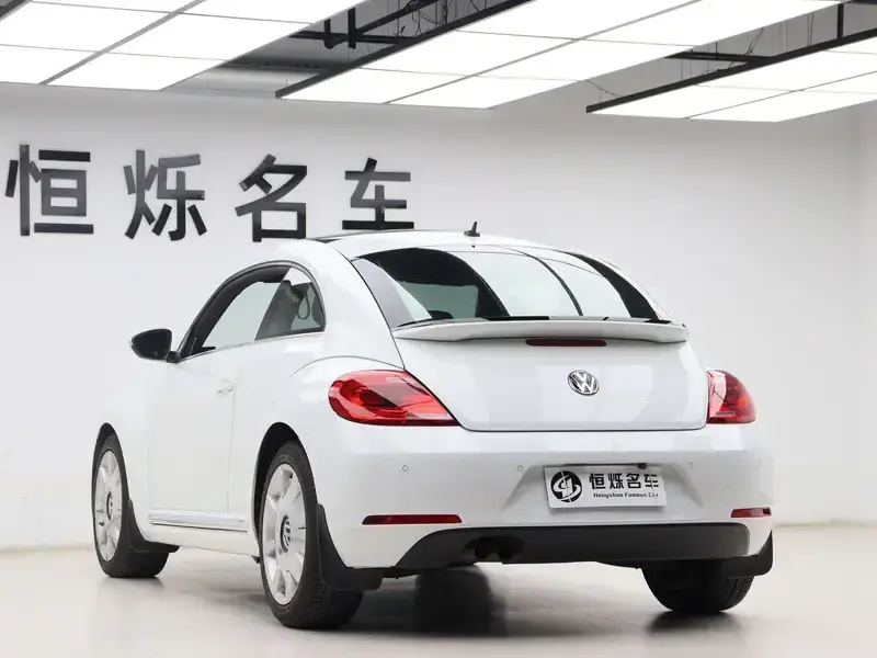 2014 Volkswagen Beetle с пробегом 45 700 км