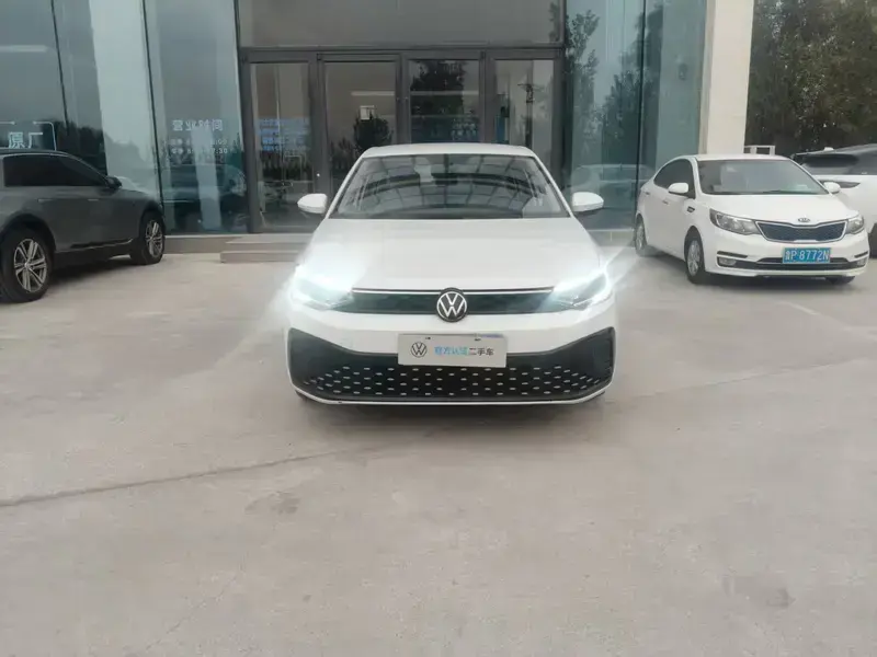 2023 Volkswagen Lavida с пробегом 55 000 км