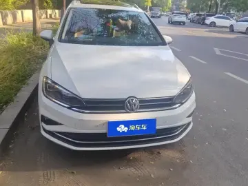 2019 Volkswagen Golf Sportsvan с пробегом 123 000 км