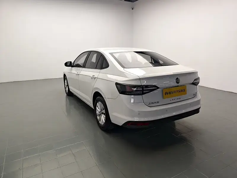 2025 Volkswagen Lavida с пробегом 20 100 км