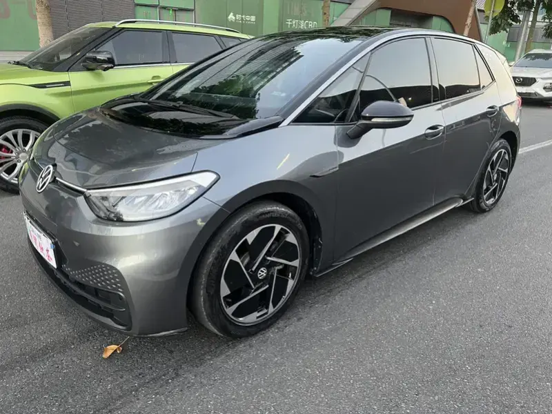 2022 Volkswagen ID.3 с пробегом 77 000 км