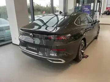 2025 Volkswagen Lamando с пробегом 100 км