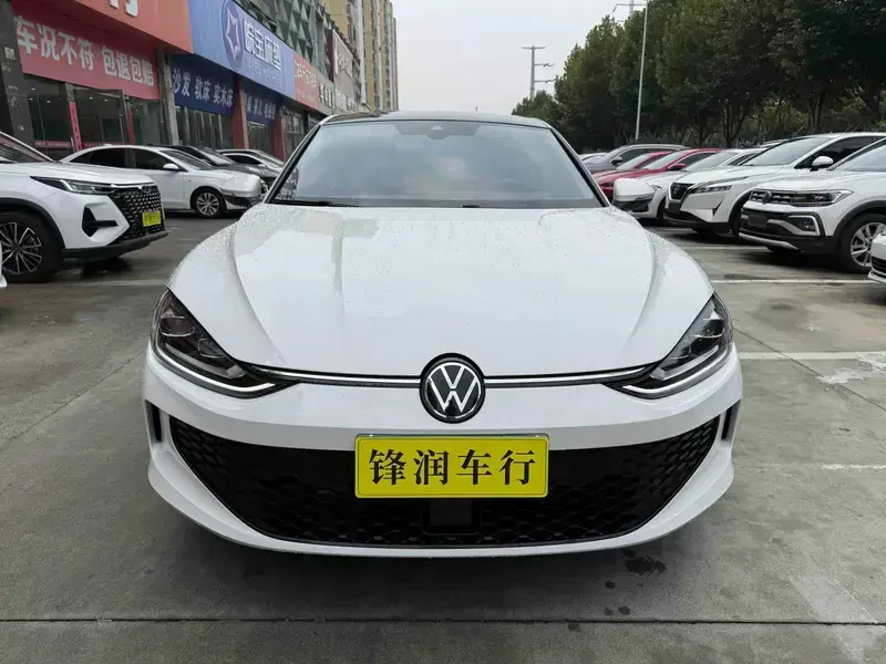 2023 Volkswagen Lamando с пробегом 45 000 км