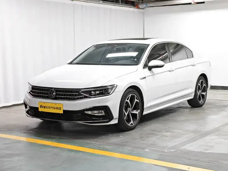 2023 Volkswagen Magotan с пробегом 100 000 км