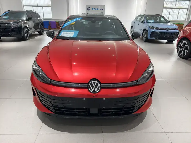 2026 Volkswagen Lamando с пробегом 8 000 км