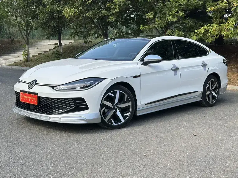 2022 Volkswagen Lamando с пробегом 30 000 км