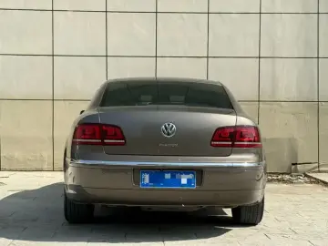 2012 Volkswagen Phaeton с пробегом 106 000 км