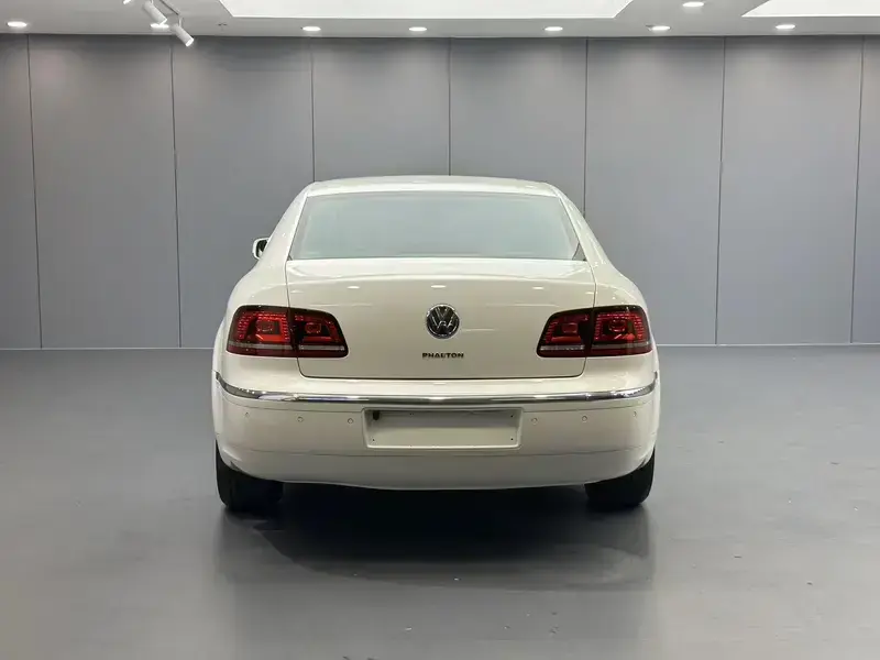 2014 Volkswagen Phaeton с пробегом 158 000 км