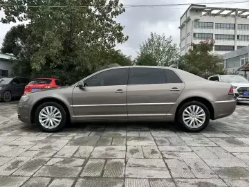 2012 Volkswagen Phaeton с пробегом 210 000 км