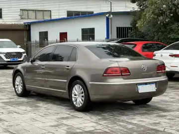2012 Volkswagen Phaeton с пробегом 210 000 км