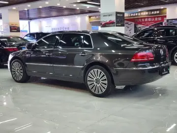 2012 Volkswagen Phaeton с пробегом 210 000 км