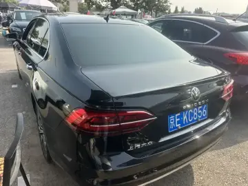 2021 Volkswagen Phideon с пробегом 54 000 км