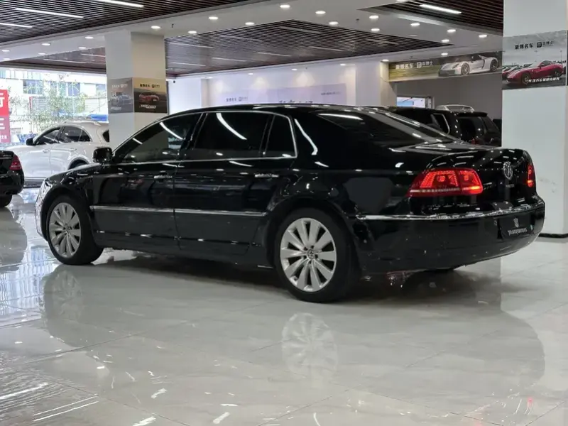 2012 Volkswagen Phaeton с пробегом 240 000 км