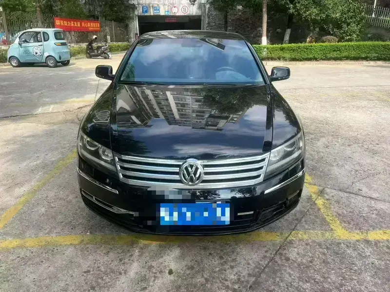 2012 Volkswagen Phaeton с пробегом 180 000 км