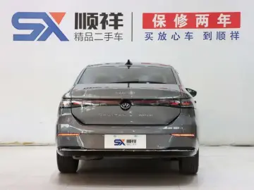 2026 Volkswagen Sagitar с пробегом 11 000 км