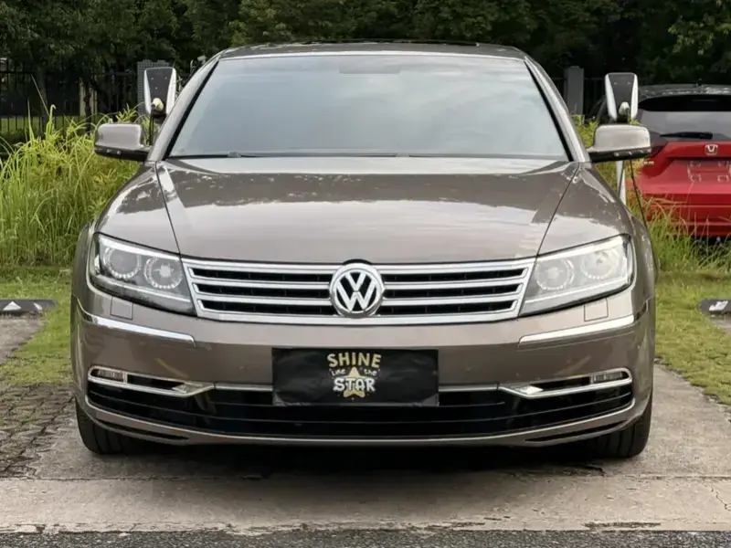 2014 Volkswagen Phaeton с пробегом 146 000 км
